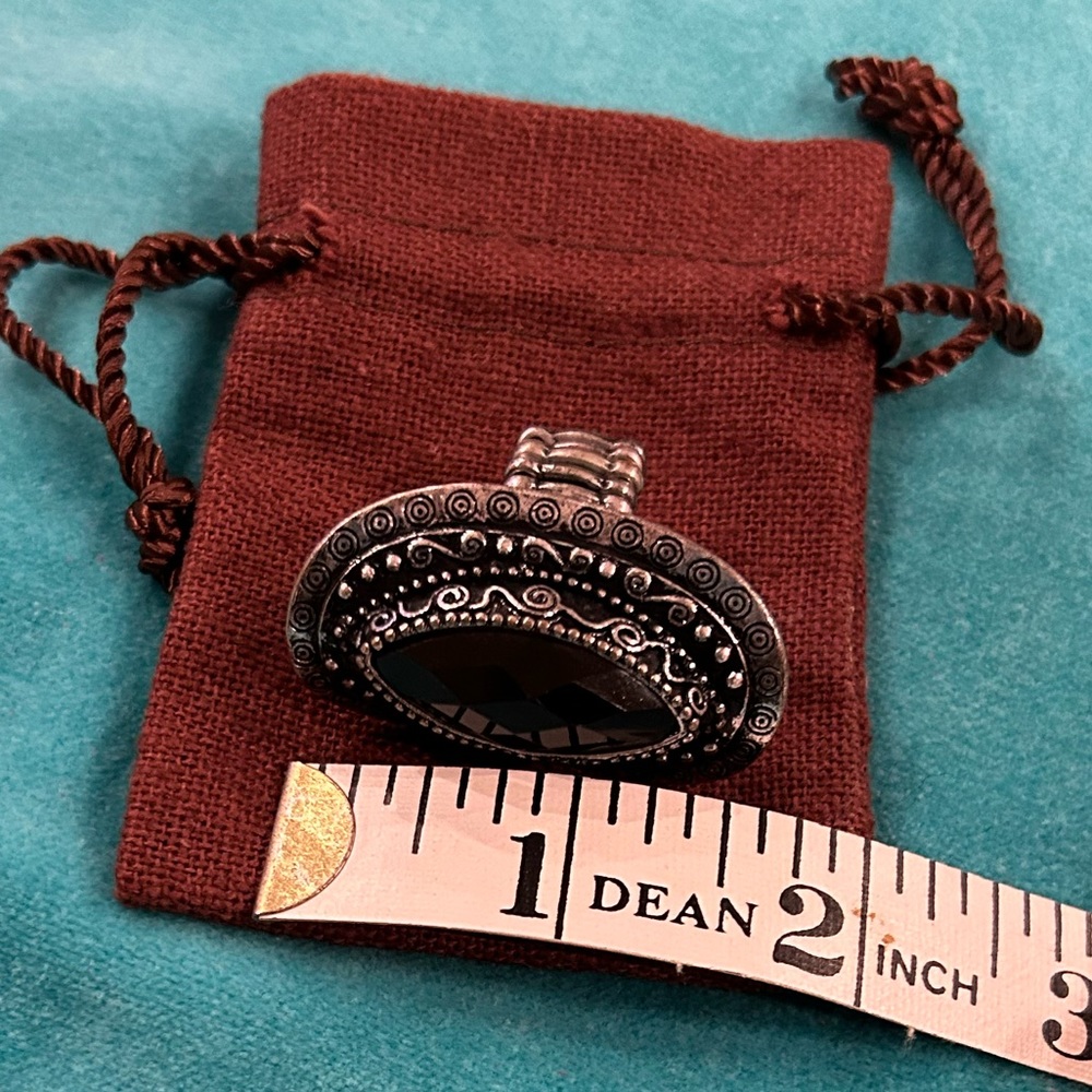Statement Ring with Black Center Piece - Picture 4 of 4